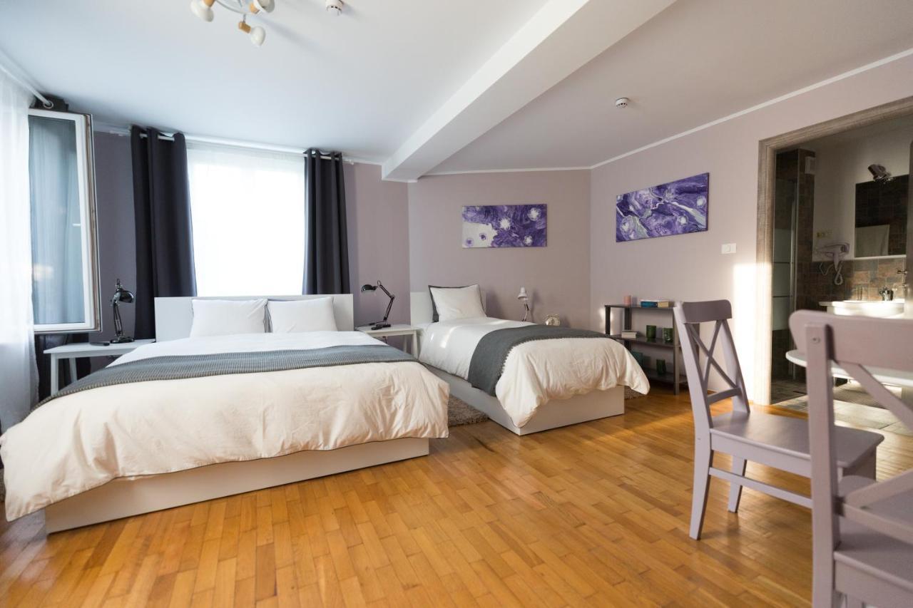 Hotel Casa Ris Târgu Jiu Exteriér fotografie