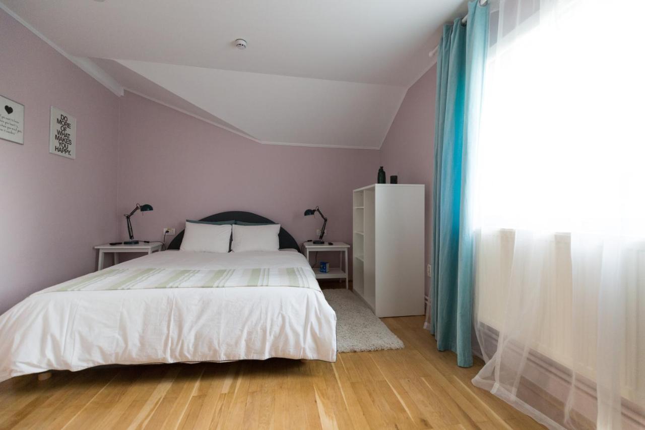 Hotel Casa Ris Târgu Jiu Exteriér fotografie