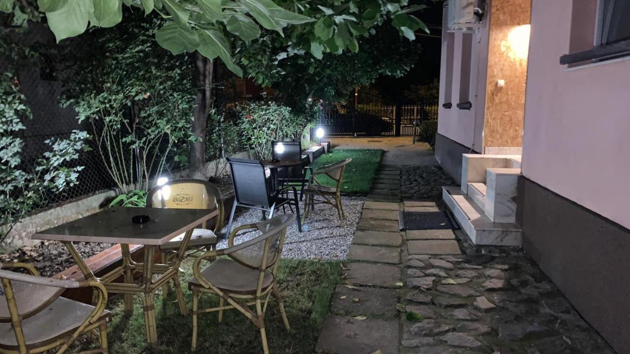 Hotel Casa Ris Târgu Jiu Exteriér fotografie